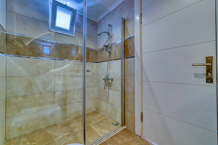 Современная квартира 2+1 в Махмутларе