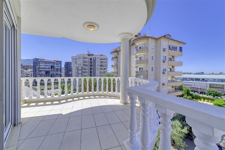 Квартира 2+1 с дизайнерским ремонтом в районе Джикджилли