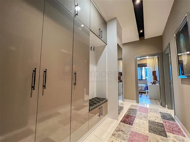 Великолепная квартира планировкой 3+1 в районе Оба