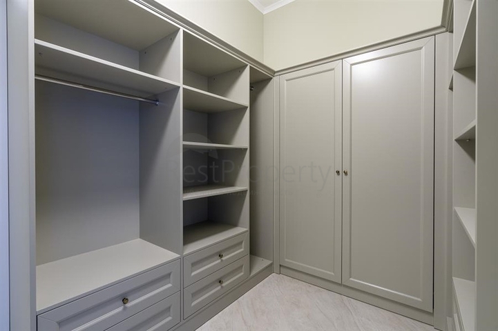 Большой пентхаус 5+1 в европейском районе Оба 