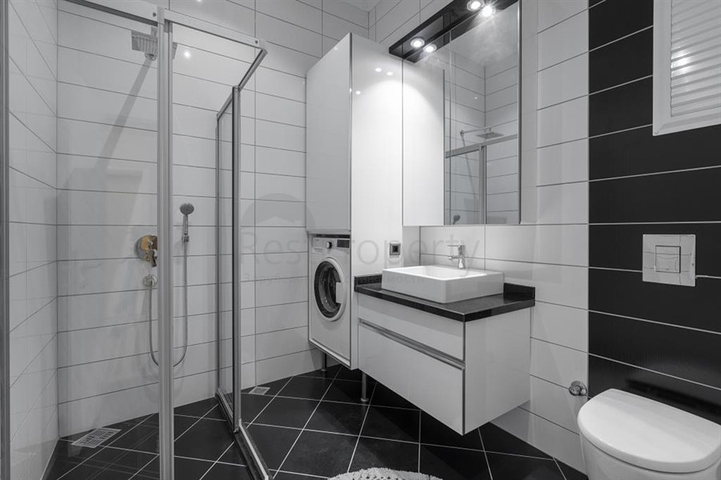 Большой пентхаус 5+1 в европейском районе Оба 