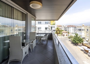 Большой пентхаус 5+1 в европейском районе Оба 