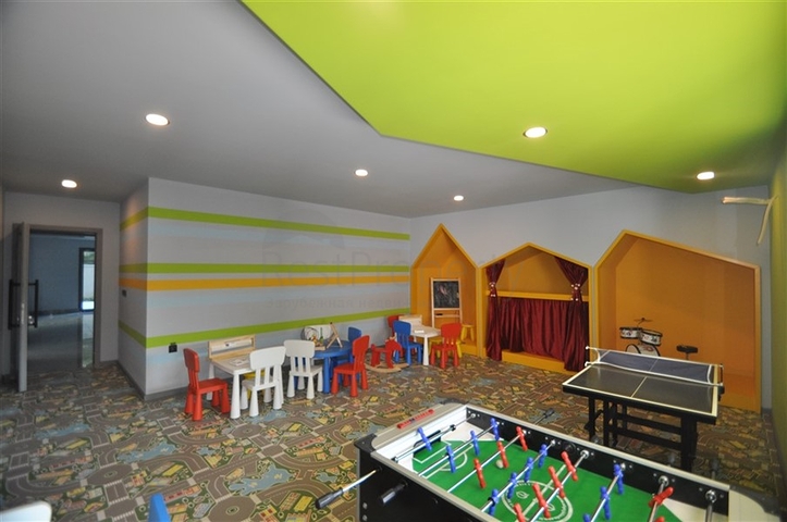 Просторные апартаменты в Кестель