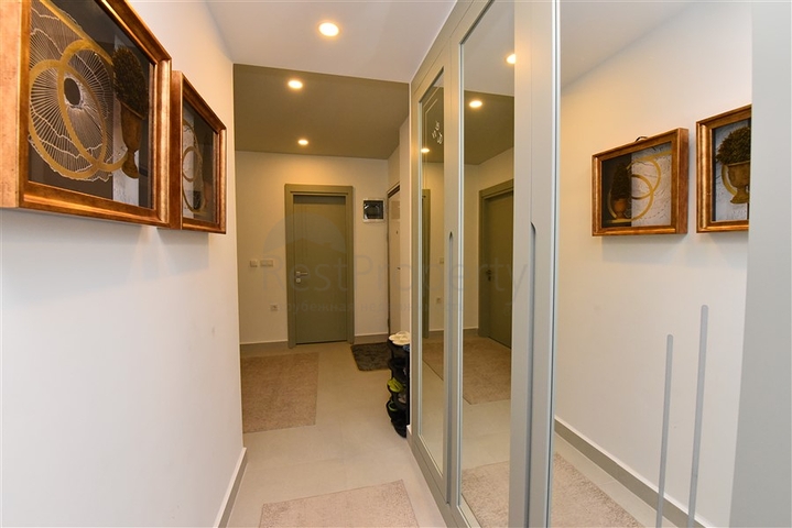 Просторные апартаменты в Кестель