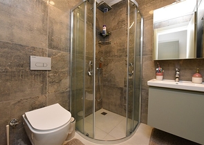 Просторные апартаменты в Кестель