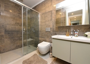 Просторные апартаменты в Кестель