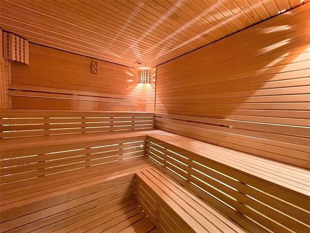 Квартира 2+1 в комплексе на первой береговой линии в Каргыджаке.