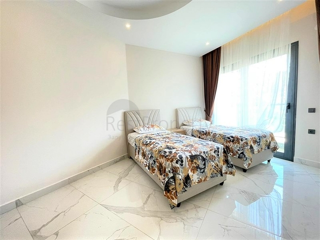 Квартира 2+1 в комплексе на первой береговой линии в Каргыджаке.