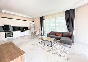 Квартира 2+1 в комплексе на первой береговой линии в Каргыджаке.