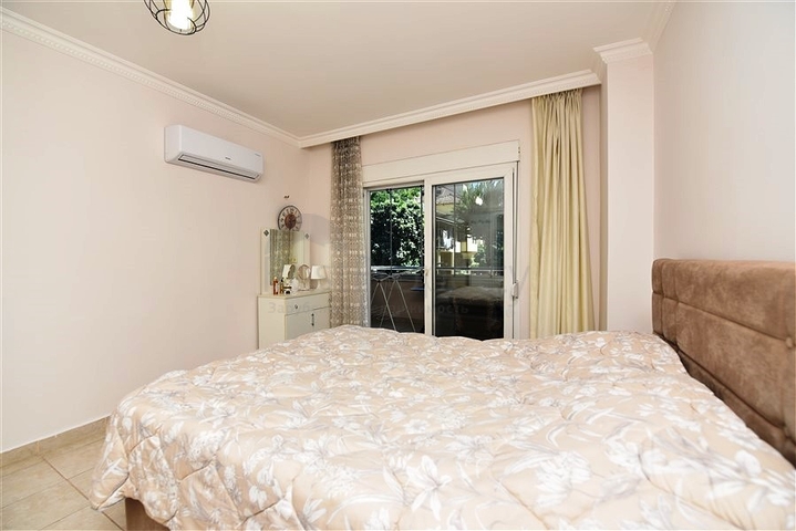 Меблированная квартира планировкой 2+1 в центре Алании