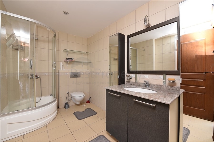 Квартира 3+1 в жилом комплексе с отельной инфраструктурой в Тосмуре