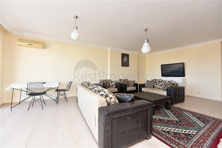 Квартира 3+1 в жилом комплексе с отельной инфраструктурой в Тосмуре