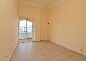 Квартира 3+1 в жилом комплексе с отельной инфраструктурой в Тосмуре