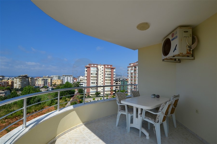 Квартира 2+1 с видом на море в районе Тосмур