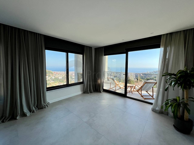 Роскошные апартаменты с панорамным видом на всю Аланию