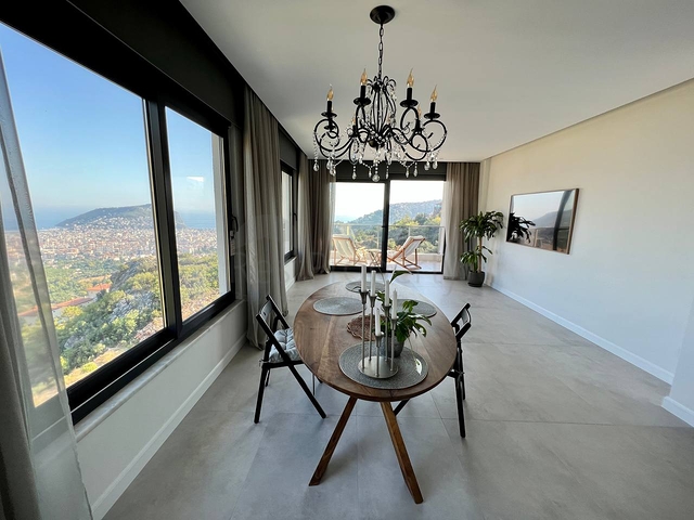 Роскошные апартаменты с панорамным видом на всю Аланию