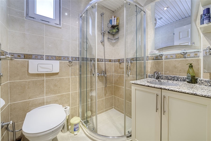 Просторный пентхаус в центре Аланья