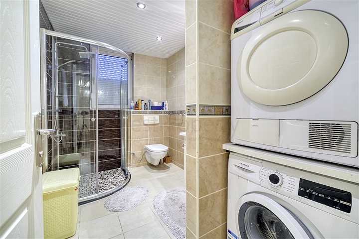 Просторный пентхаус в центре Аланья