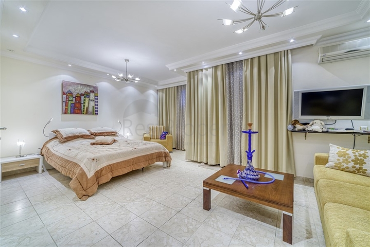 Просторный пентхаус в центре Аланья