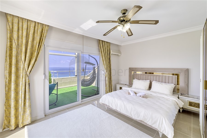 Пентхаус в районе Махмутлар