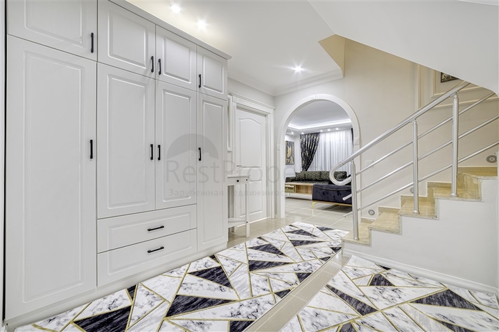 Пентхаус в районе Махмутлар