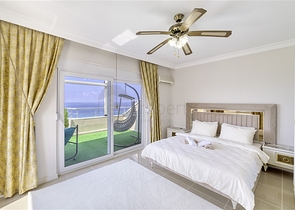 Пентхаус в районе Махмутлар