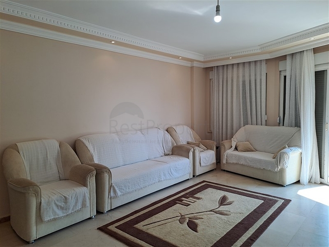 Квартира 2+1 на первой береговой линии в Махмутларе 