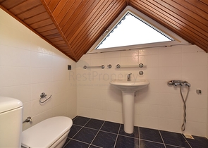 Просторная вилла 7+1 в районе Кестель