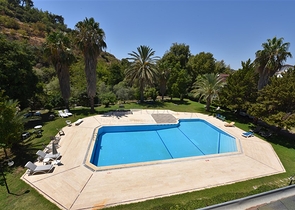 Просторная вилла 7+1 в районе Кестель