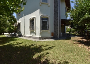 Просторная вилла 7+1 в районе Кестель