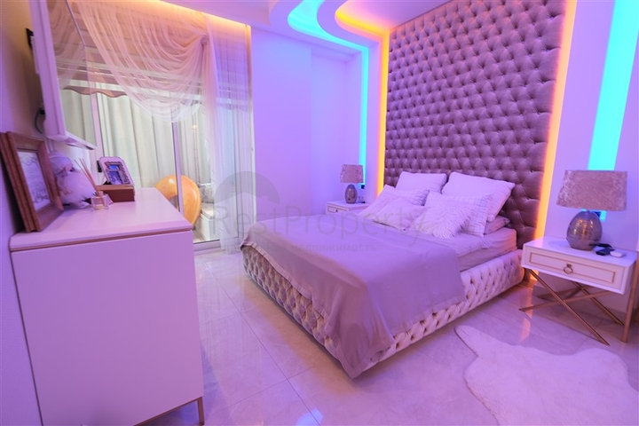 Шикарная квартира планировкой 3+1 в районе Махмутлар