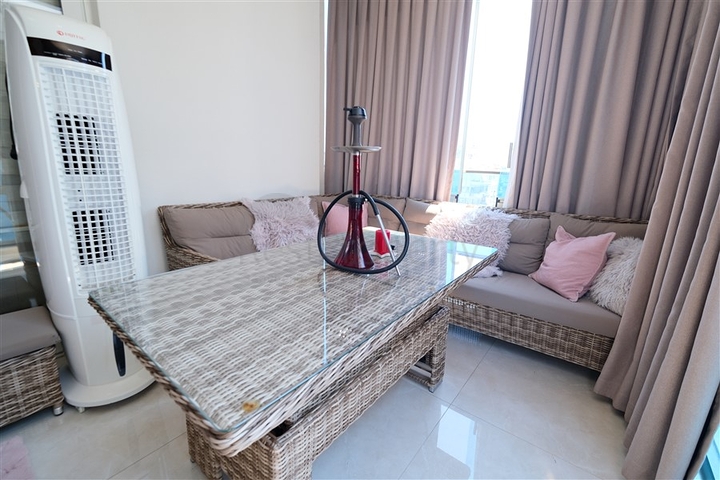 Шикарная квартира планировкой 3+1 в районе Махмутлар