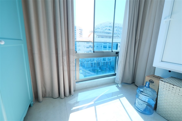 Шикарная квартира планировкой 3+1 в районе Махмутлар