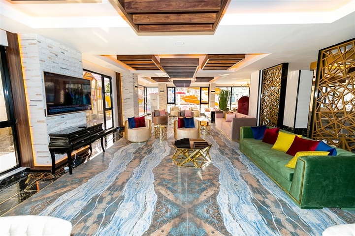 Шикарная квартира планировкой 3+1 в районе Махмутлар