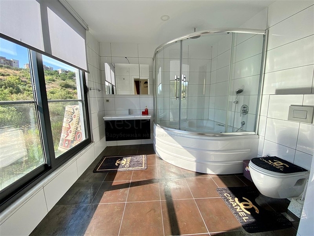 Большая квартира в масштабном проекте