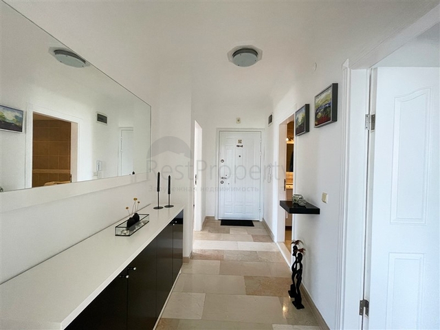 Большая квартира 2+1 в жилом комплексе в районе Тосмур