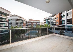 Просторная квартира 3+1 с отдельной кухней в районе Оба