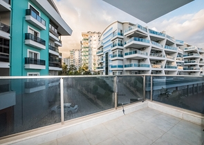 Просторная квартира 3+1 с отдельной кухней в районе Оба