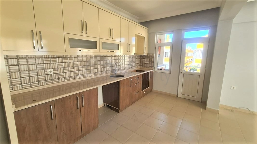 Квартира 2+1 в Махмутларе в 250 метрах от Средиземного моря