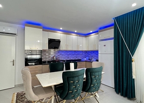 Меблированная трехкомнатная квартира в Махмутларе 