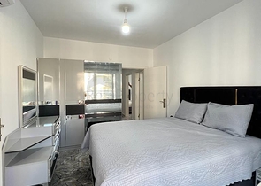 Меблированная трехкомнатная квартира в Махмутларе 