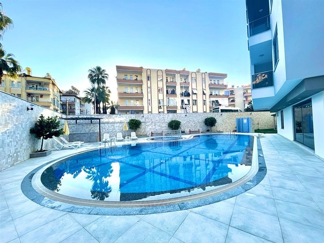 Двухкомнатная квартира в самом центре Алании