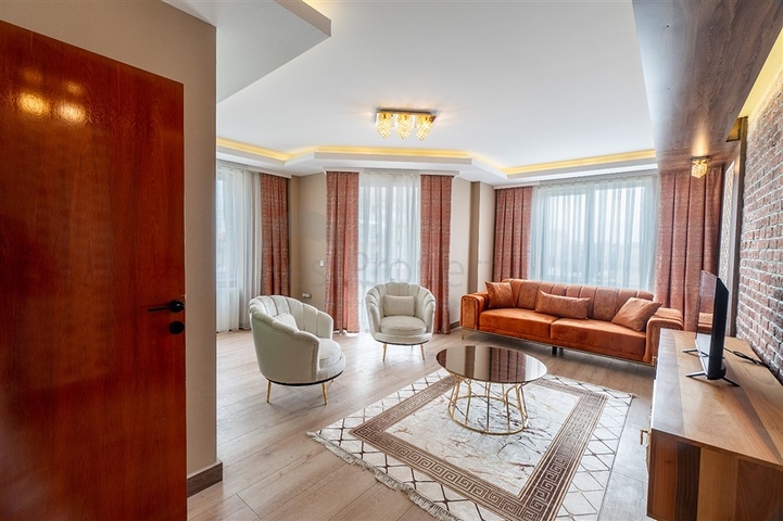 Дуплекс 3+2 в европейском стиле в Клеопатре