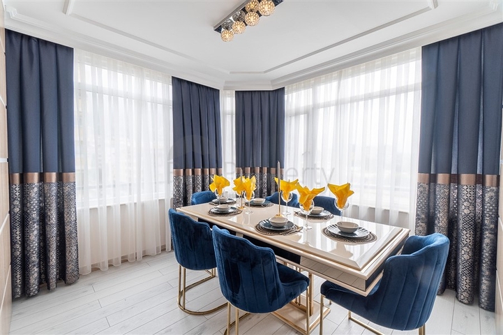 Дуплекс 3+2 в европейском стиле в Клеопатре