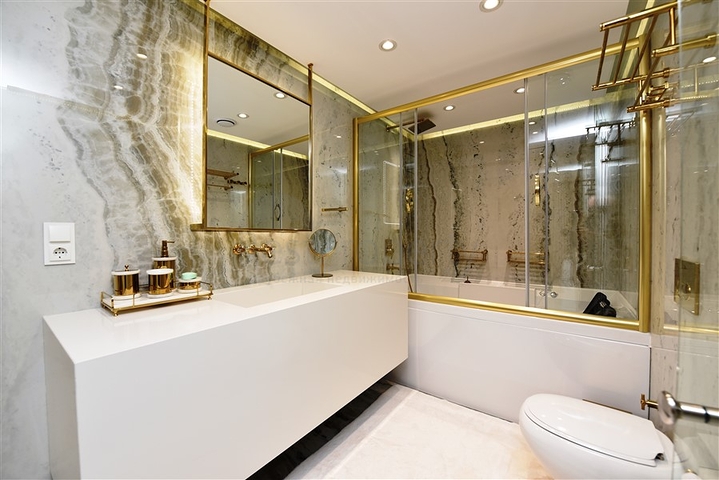 Роскошная квартира 4+1 в престижном комплексе Алании