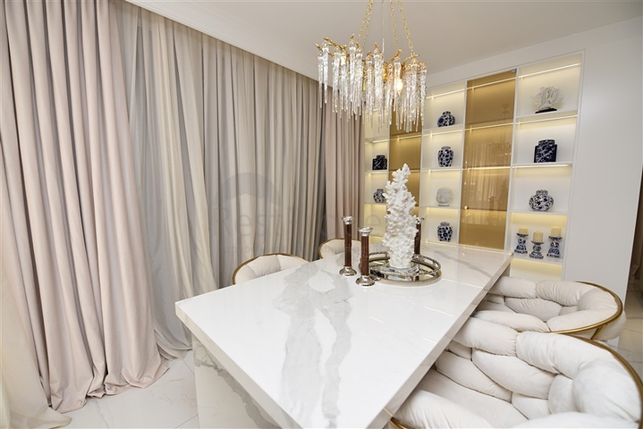 Роскошная квартира 4+1 в престижном комплексе Алании