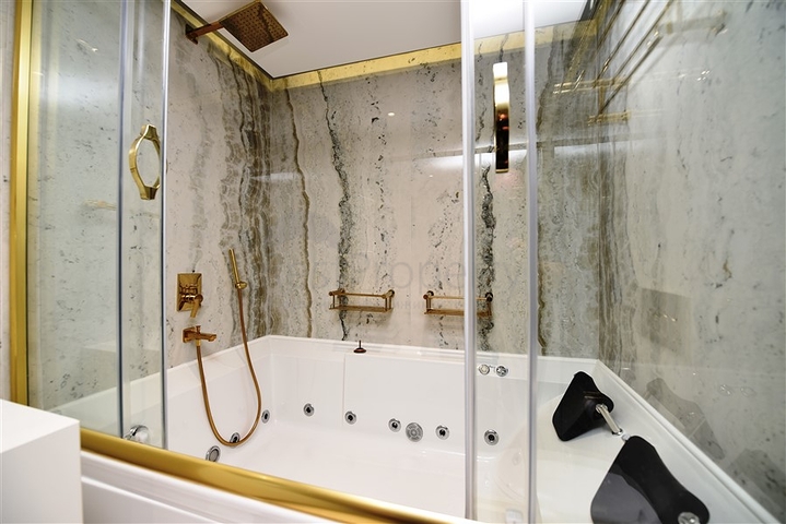 Роскошная квартира 4+1 в престижном комплексе Алании