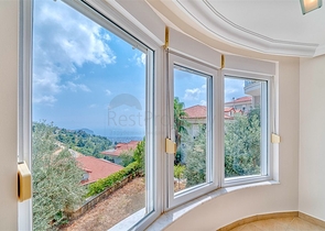 Трехкомнатная квартира с шикарным видом на Аланию