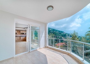 Трехкомнатная квартира с шикарным видом на Аланию