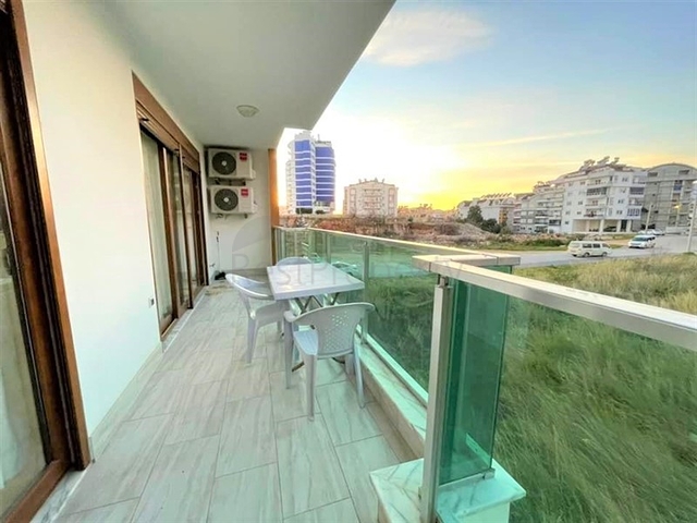 Просторная квартира 1+1 в Тосмуре